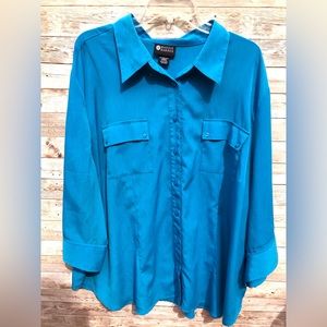 Maggie Barnes long sleeves,button up blouse,  blue.  Size28W. 100% polyester